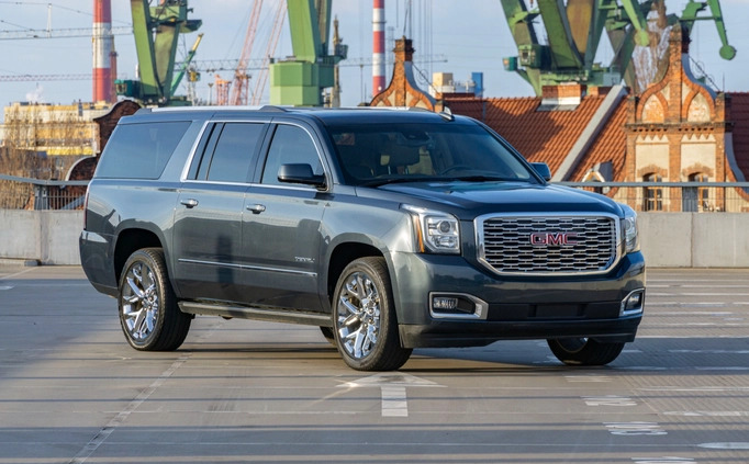 GMC Yukon cena 229000 przebieg: 49000, rok produkcji 2020 z Warszawa małe 667